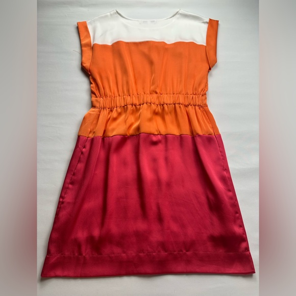 Joy Joy colorblock dress with front belted tie. Size M. Silky feel. - Picture 2 of 9